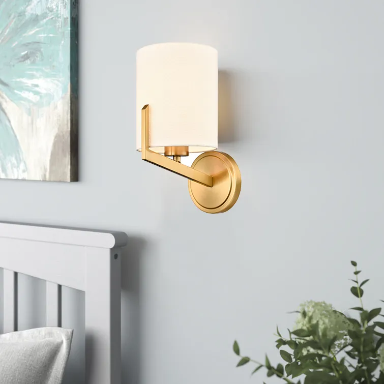 Lampa Balla Nua-Aimseartha agus Solas Vanity