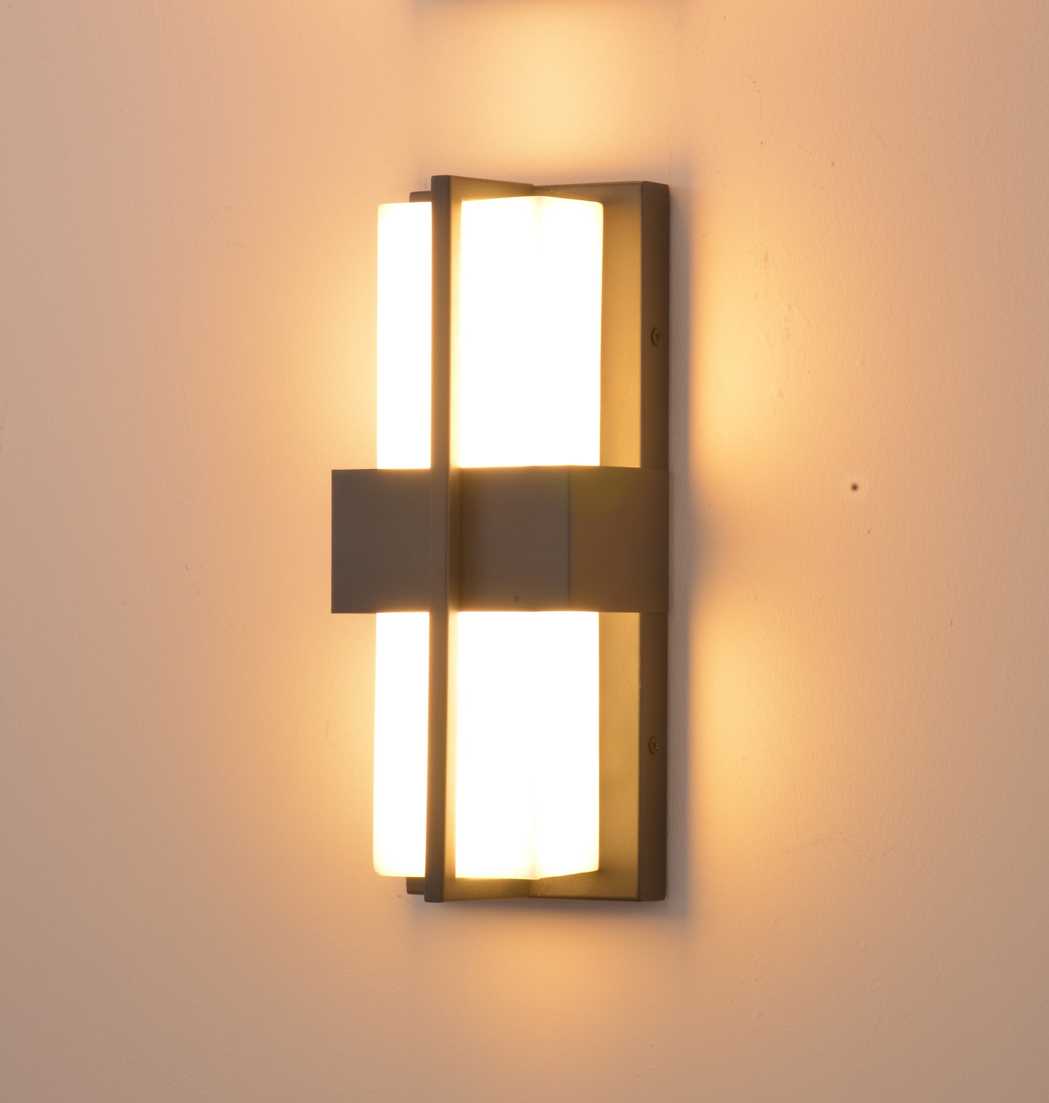 Sconce Balla Miotail Geoiméadrach Nua-Aimseartha